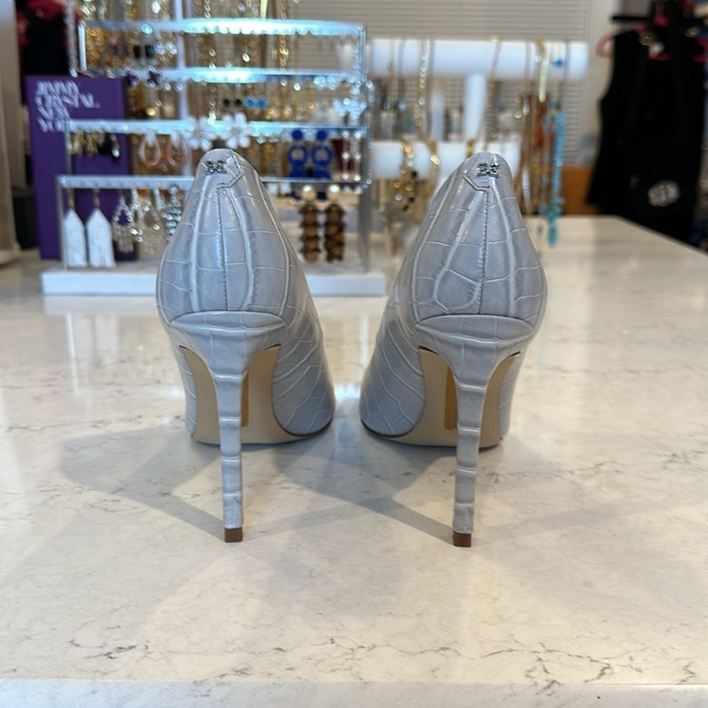 Sam Edelman gray faux crocodile skin heels size 7 - Picture 4 of 6